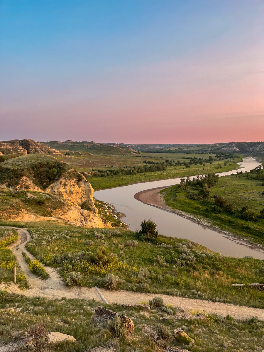 Medora, ND tweet media