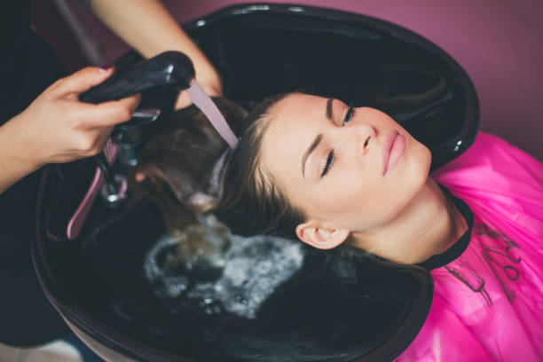 melas_kim's tweet photo. Overwashing your hair can strip it of its natural oils, leading to dryness and damage. Our hairstylists can recommend the best washing schedule for your hair type and help you maintain healthy hair. https://t.co/h15KzBc3LN
