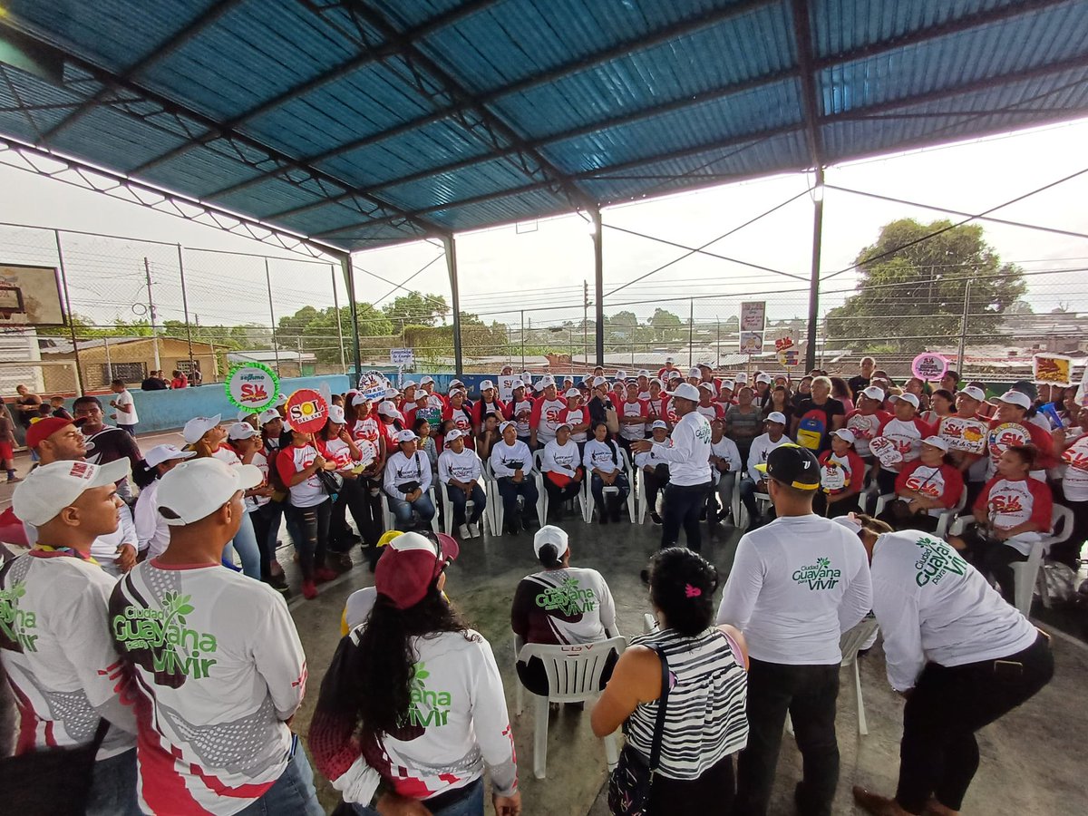 Agarra mínimo pataruco, nuestro Gallo Pinto tienes 3 líneas para derrotarte: Convencer para vencer, Motivar para triunfar y Organizar para votar. Tremenda victoria <a href="/NicolasMaduro/">Nicolás Maduro</a> tendrá este próximo 28 de julio y la Invicta vista al sol se mantendrá en la vanguardia. <a href="/OviedoPSUV/">Tito Oviedo</a>