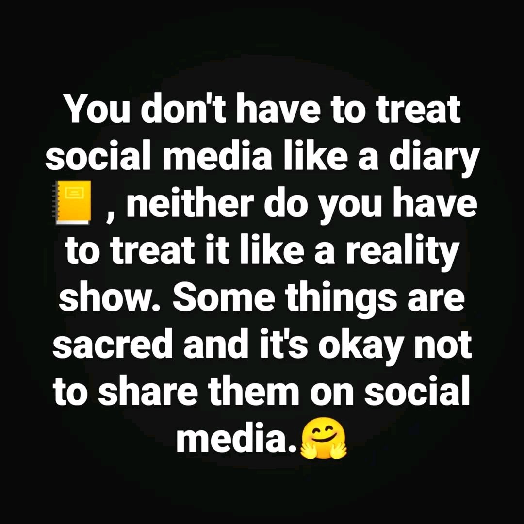 LavenderNassan1's tweet photo. It's not being fake, it's called being real.🤗
~Inspired by Amanda Ferguson
#Itsokaytobereal https://t.co/5RM0SMBsaV