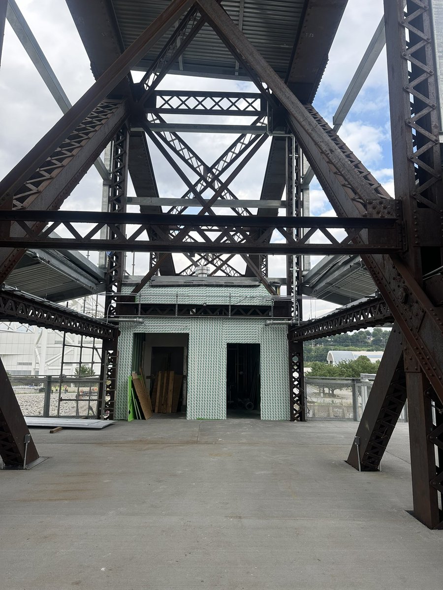 FriendsoftheKaw's tweet photo. We are at the Rock Island Bridge…Bridge Bash tonight to see the progress on the world’s first entertainment district over a river…the Kansas River! 
#kansasriver
#friendsofthekaw https://t.co/McZNCTQRp0