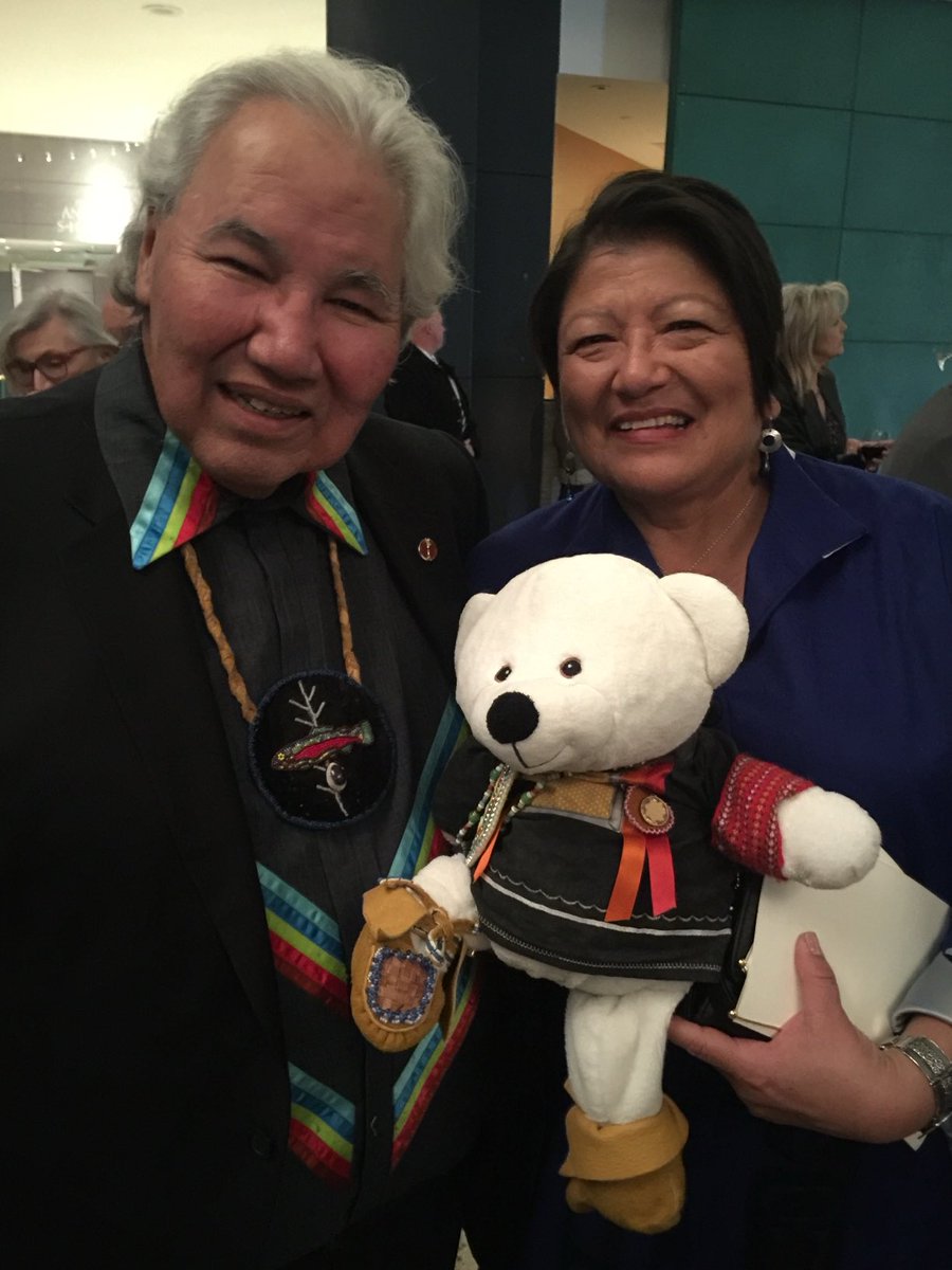Sending my love and prayers to Murray Sinclair and family during this sacred time honouring Katherine’s life and her incredible legacy of love, wisdom, strength, dignity and generosity🧡