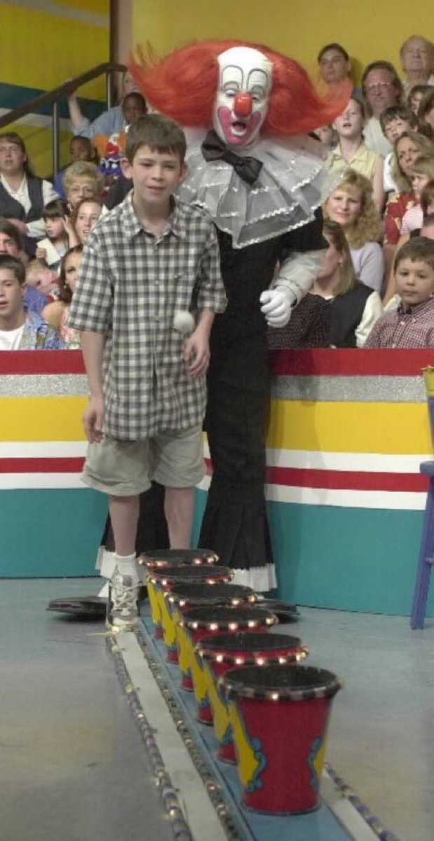 Super70sSports's tweet image. All of us believed that, given just one chance, we’d fill up every goddamn bucket in Bozo’s Grand Prize Game and ride that glorious new Schwinn bicycle right on out of the WGN studios.