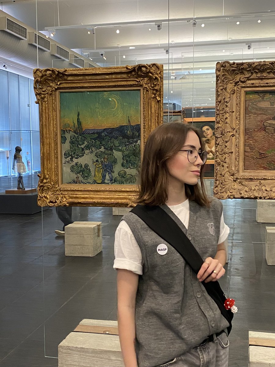 vicky não sabendo falar ✨ tweet media