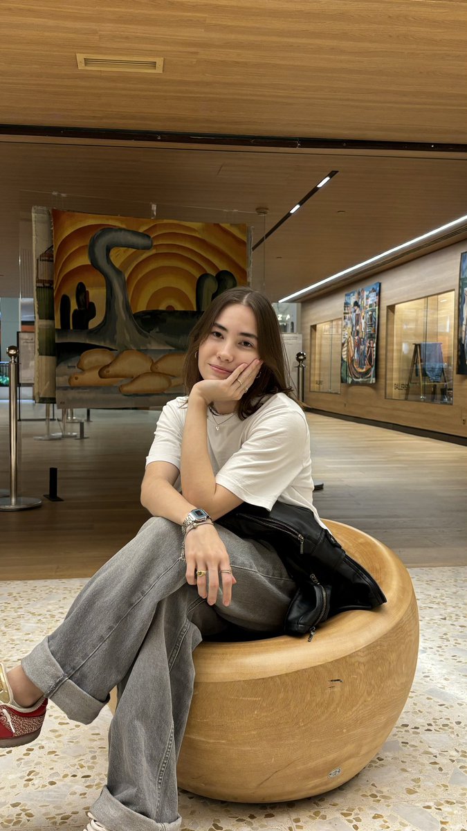 vicky não sabendo falar ✨ tweet media