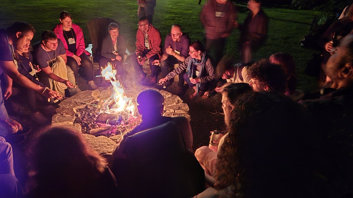 What a cozy bonfire at #grcmetalsinmedicine
