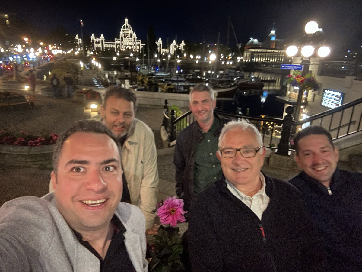 m_irfandonmez's tweet photo. The #EAUCUAExchangeProgram ended warmly @ Island Health hosted by @NathanAAHoag. We, again felt distinguished. Now, waiting for the @CanUrolAssoc congress to begin.
@Uroweb @MarkoVu78943666 @Nicp85Pavan https://t.co/0ZwjNSlh5r