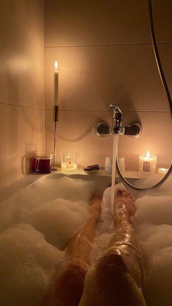 Rosekelly56's tweet photo. Have a nice night 😍📷📷 https://t.co/L8ayGwJWyI
