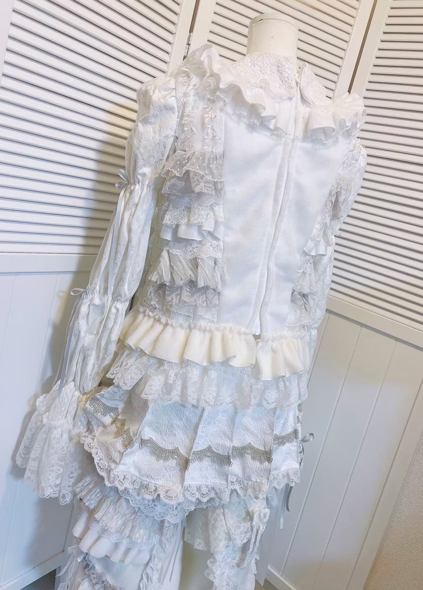 lilac_maidol's tweet photo. Poltergeist
つきくん（@ptgs_tsuki ）🤍👻

お衣装詳細です♪

#フィユリラ衣装　82 https://t.co/vuqQgfCZrY