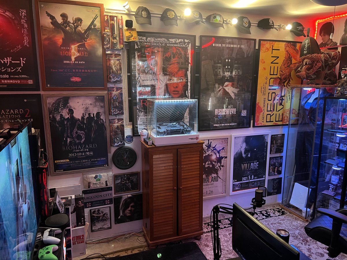 JeremyPryer's tweet image. The current look of my Resident Evil room.

#ResidentEvil #Biohazard #REBHFun