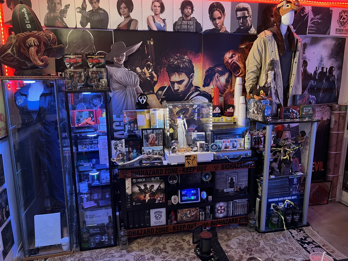 JeremyPryer's tweet image. The current look of my Resident Evil room.

#ResidentEvil #Biohazard #REBHFun