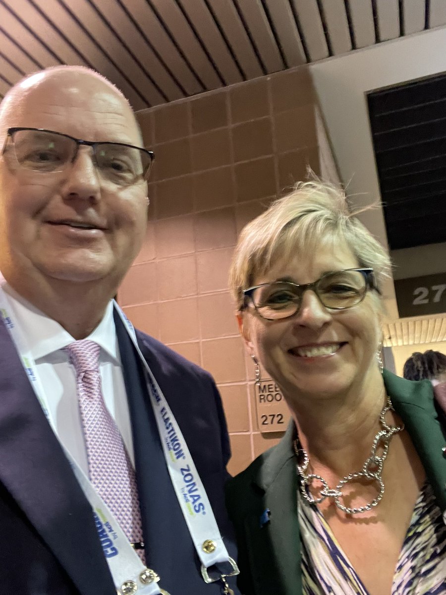 docstutz's tweet photo. It was a greAT week in NOLA at @NATA1950! Good educational sessions, wonderful friends, and amazing food! @TheBigPygmy @KathyIDieringer @MAATAD5 @SEATA9 @NSATA @KansasATS @TNATA https://t.co/3xNTL5Vmm7