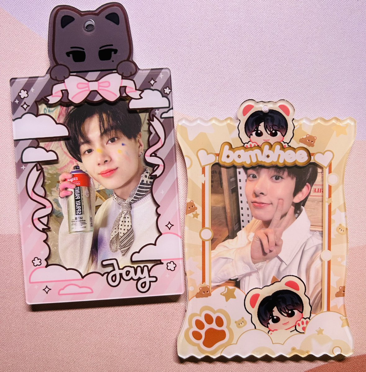 yuriririnnie's tweet photo. ˚ ༘♡ ⋆｡˚ ❀ HeeJay mail ੈ♡˳

I finally have Jay enniv after what seemed like forever. Will definitely flatlay with Hee enniv in a bit. 🥰

Thank you for allowing me to take home my prios! 🥰

From: @kdncart ✨ https://t.co/rrmkCnBxbM