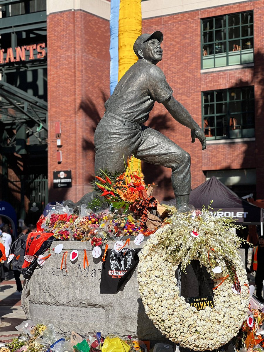 emikume's tweet image. 来たよ✨ #SFgiants #dodgers #WillieMays #OraclePark