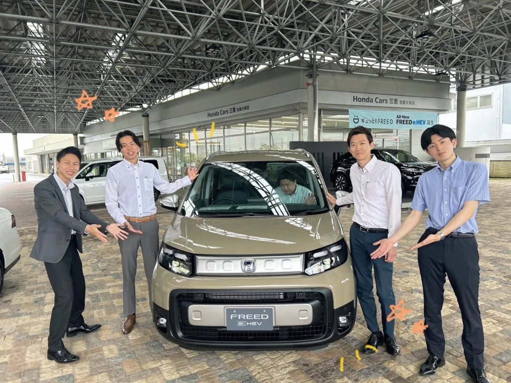 hondacars_mie's tweet photo. おはようございます！

本日より新しくなった #フリード をご試乗いただけます��
元気いっぱいにみなさまのご来店をお待ちしております😊🎉

#新型FREED のご試乗は、Honda Cars 三重へ🔥🔥

試乗車詳細はこちら👉https://t.co/ZyI0eqcSyP https://t.co/6NaCm5JVSw