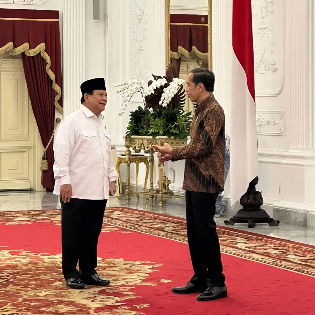 AliNgabalinNew's tweet photo. Wahai pemilik alam raya terima kasih Engkau telah mengirim orang-orang hebat ini utk negeri kami. Tetaplah bersama kami dalam melayani negeri tercinta, terima kasih, terima kasih krn Engkau selalu ada.#NegerikuPatahanSurga https://t.co/cxkArHppUv