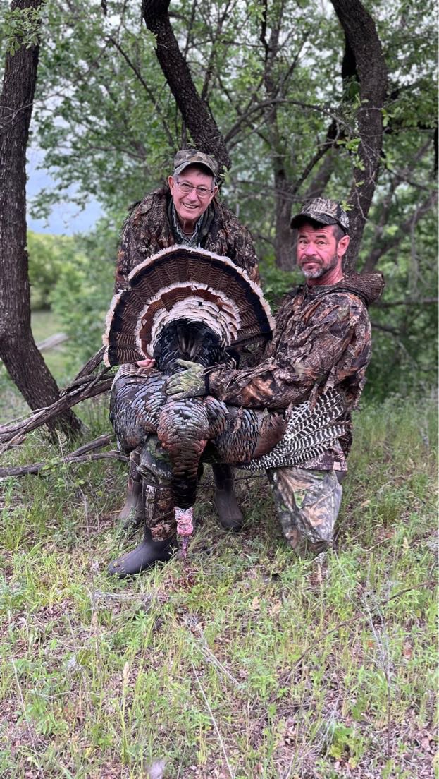 coastalwings's tweet photo. It’s been awhile since I posted on here.  Oklahoma Spring Turkey was good. https://t.co/GVVUo5MQyD