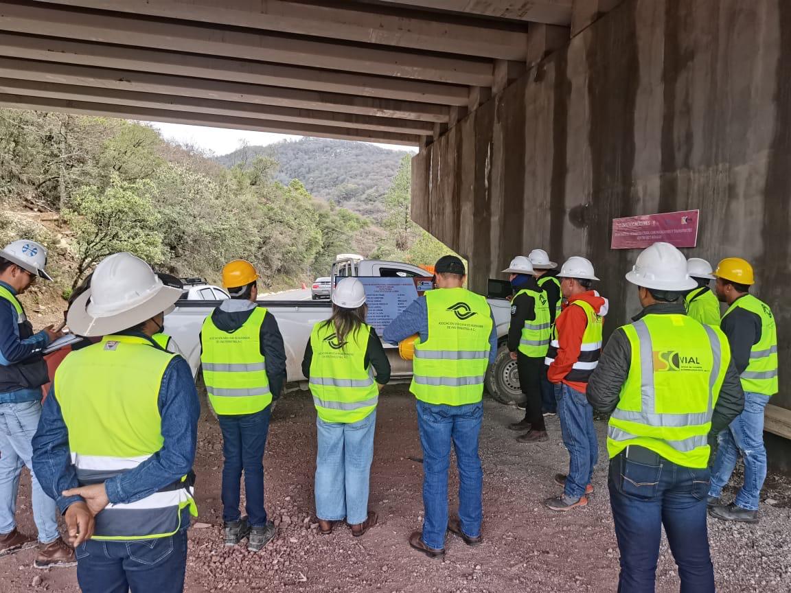 amivtac_gto's tweet photo. En conjunto con el Capítulo Estudiantil AMIVTAC UG realizamos la visita de obra a la carretera Pachuca-Huejtla en el tramo Real del Monte. Agradecemos al Centro SICT Puebla, por el apoyo y coordinación de dicha visita.
#CapítuloEstudiantil #VisitaDeObra #AMIVTAC #AMIVTACGTO https://t.co/EN8KwBnHkI