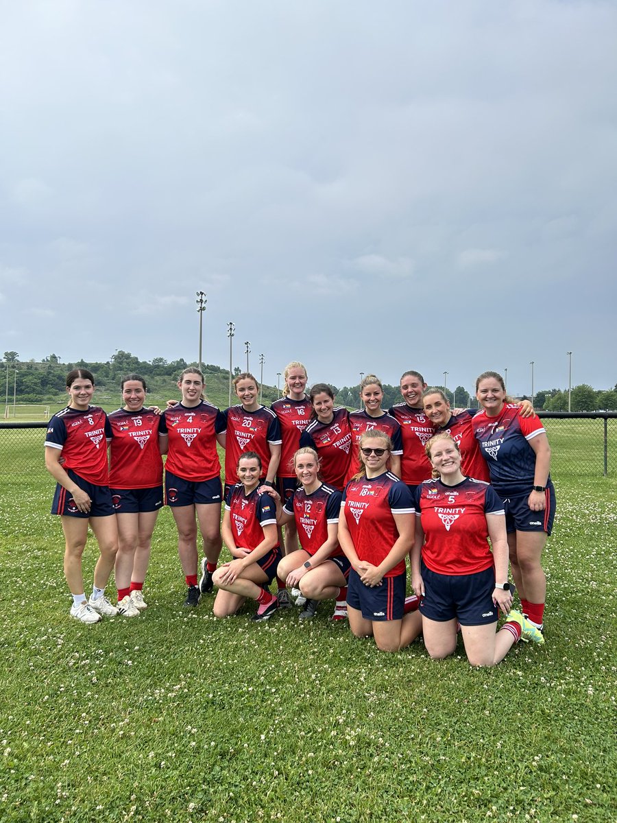 StPatsToronto's tweet photo. Pride in the jersey ๐ช๐ป
Pride in being part of a club that supports their members in being their authentic selves ๐ช๐ป
Happy Pride ๐
#stpatsgaatoronto #torontogaa #canadagaa #lgfa #gaa #irishintoronto #pride๐ https://t.co/hRRv1zw6ya