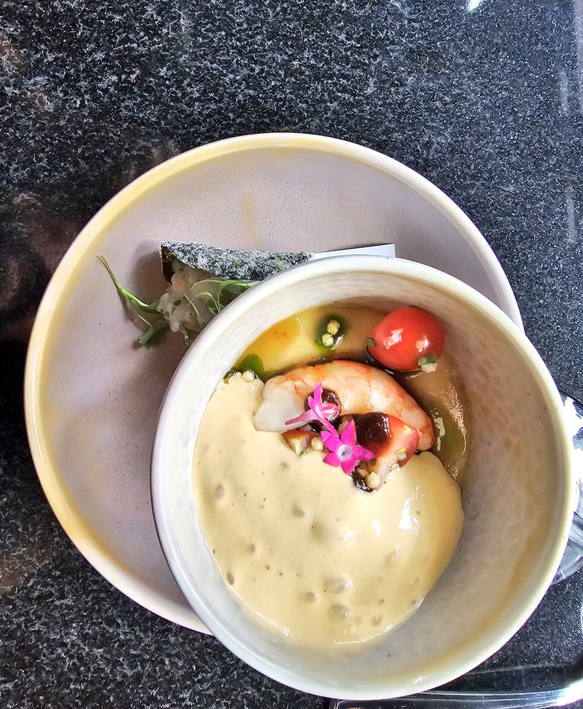 LurvesFood's tweet photo. Spot prawn chawanmushi with prawn hollandaise by Chef Darren MacLean
#InfiniteDining https://t.co/EZ98OE9YlA