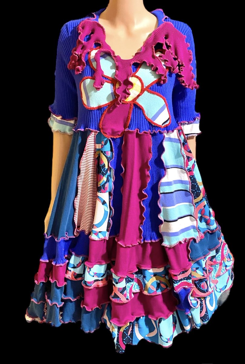 Super amazing #upcycled dress from #epolstyle!

epolstyle.etsy.com/listing/174015…
