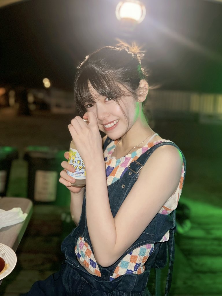 komari__fm0923's tweet photo. 2人で抜け出しちゃう？ https://t.co/LqjskjVeQ2