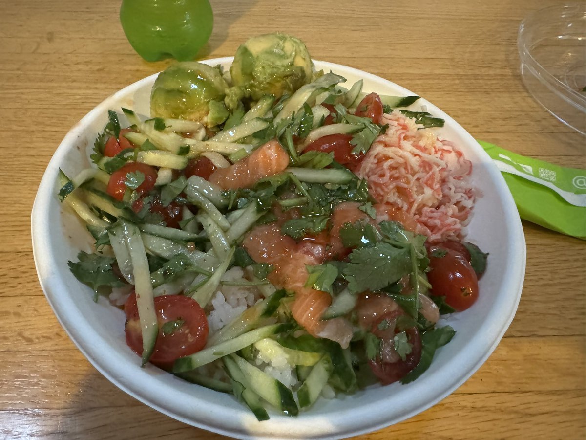 Gregbert007's tweet image. This was amazing from Hawaii Poke Bowl