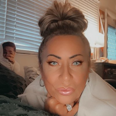 #NewProfilePic https://t.co/ZBtl2XE9KM<a href="/tag/newprofilepic"class="tags">#NewProfilePic</a>