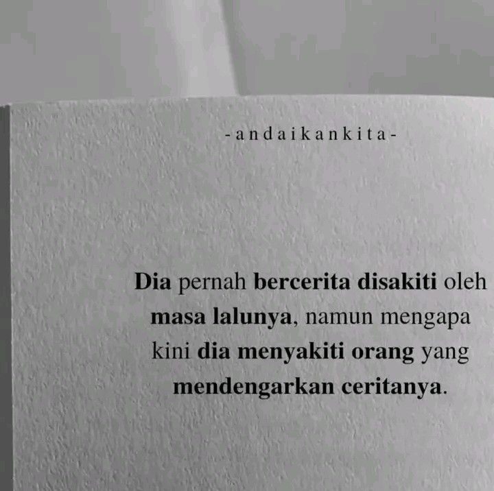 sarangdemit's tweet photo. POV: nasib hansaplas. https://t.co/249SS5tloj