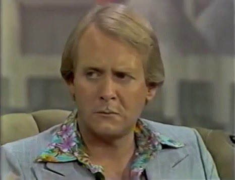 First Fred Willard, now Martin Mull. The couch is officially empty.
Mull was the epitome of lovable swarm &amp; sarcasm. And the late great Norman Lear’s“Fernwood Tonight” was the ideal vehicle to showcase it.
SO much of my early TV comedy appreciation owes it to him.

#RIPMartinMull