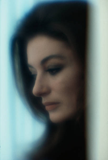 LamineBeyChikhi's tweet image. "Dans les lettres que je reçois d'elle, ce qui me touche le plus, ce pour quoi je donnerais tout le reste, c'est le post-scriptum"

André Breton, Nadja