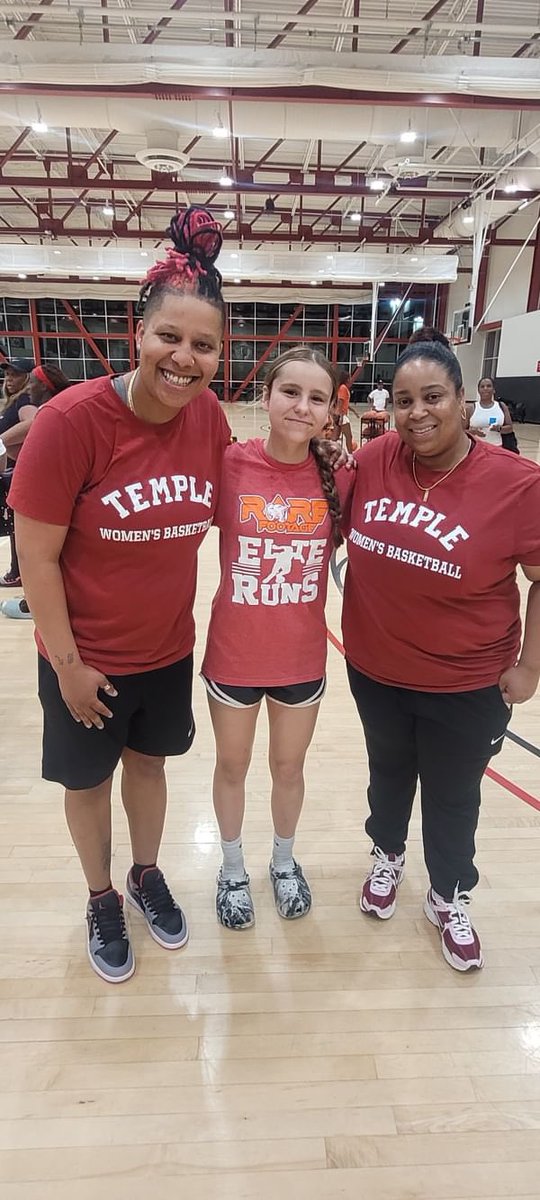 Thank you <a href="/CoachDianeRich/">Coach Rich</a> , <a href="/duke_2_temple/">Wanisha Smith</a>, staff, and players  for having me at your camp!! Had a blast and learned a lot!