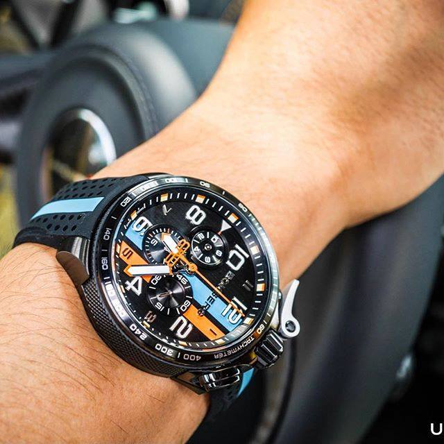 tienwenwatch's tweet photo. #Bomberg #炸彈錶 Racing 獨特造型計時按把，宛如賽車踏板，盡情享受疾速奔馳的快感！

天文鐘錶|台灣大道一段211號 +886422256476

#SwissMade #瑞士製造 #BOLT68 #Racing #賽車系列 #是手錶也是懷錶 #TienWenWatch #TienWen #天文鐘錶 #天文創始總店 #台中錶店 #鐘錶維修 #手錶保養 #台中天文 https://t.co/SDR8DSKqVI