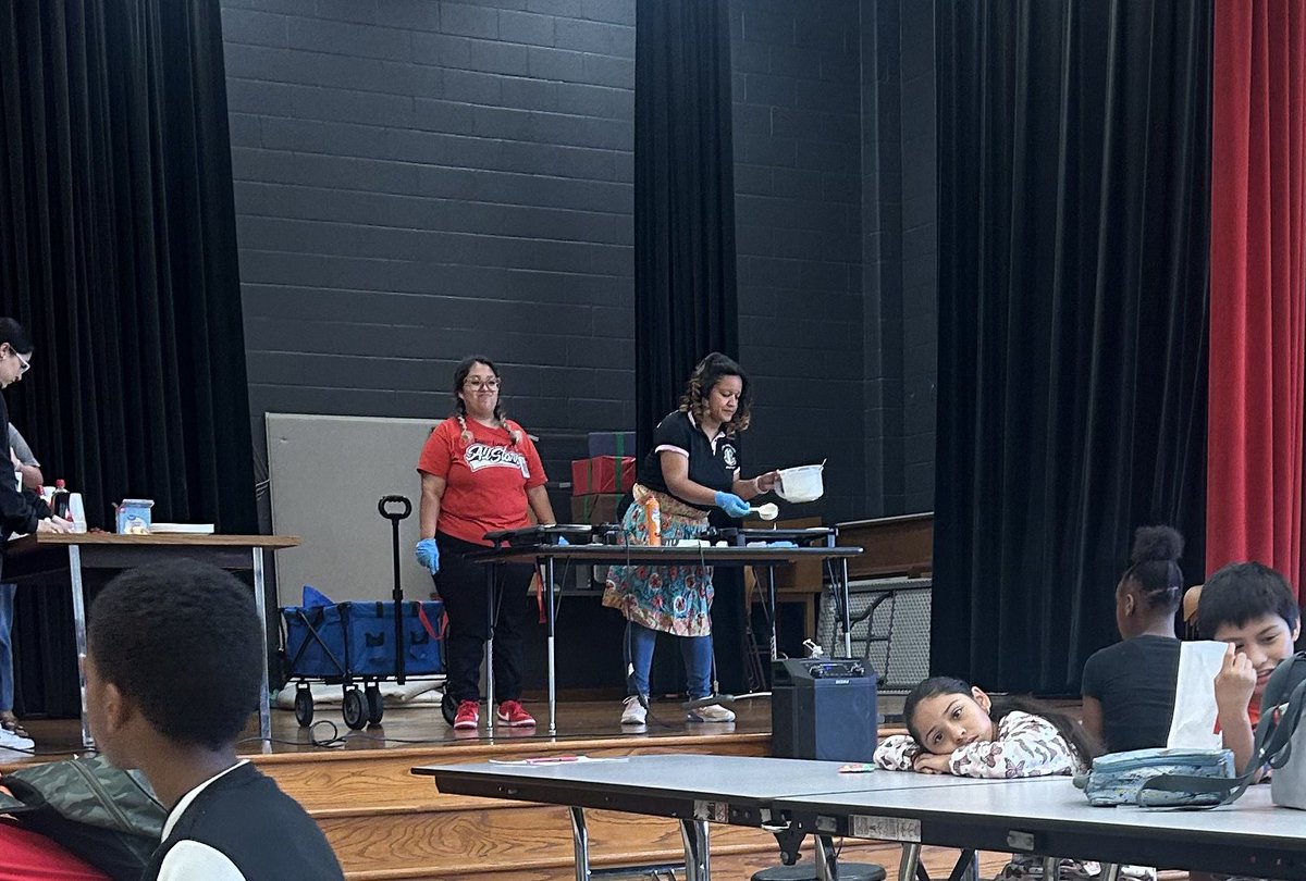 Laura Moreno tweet media