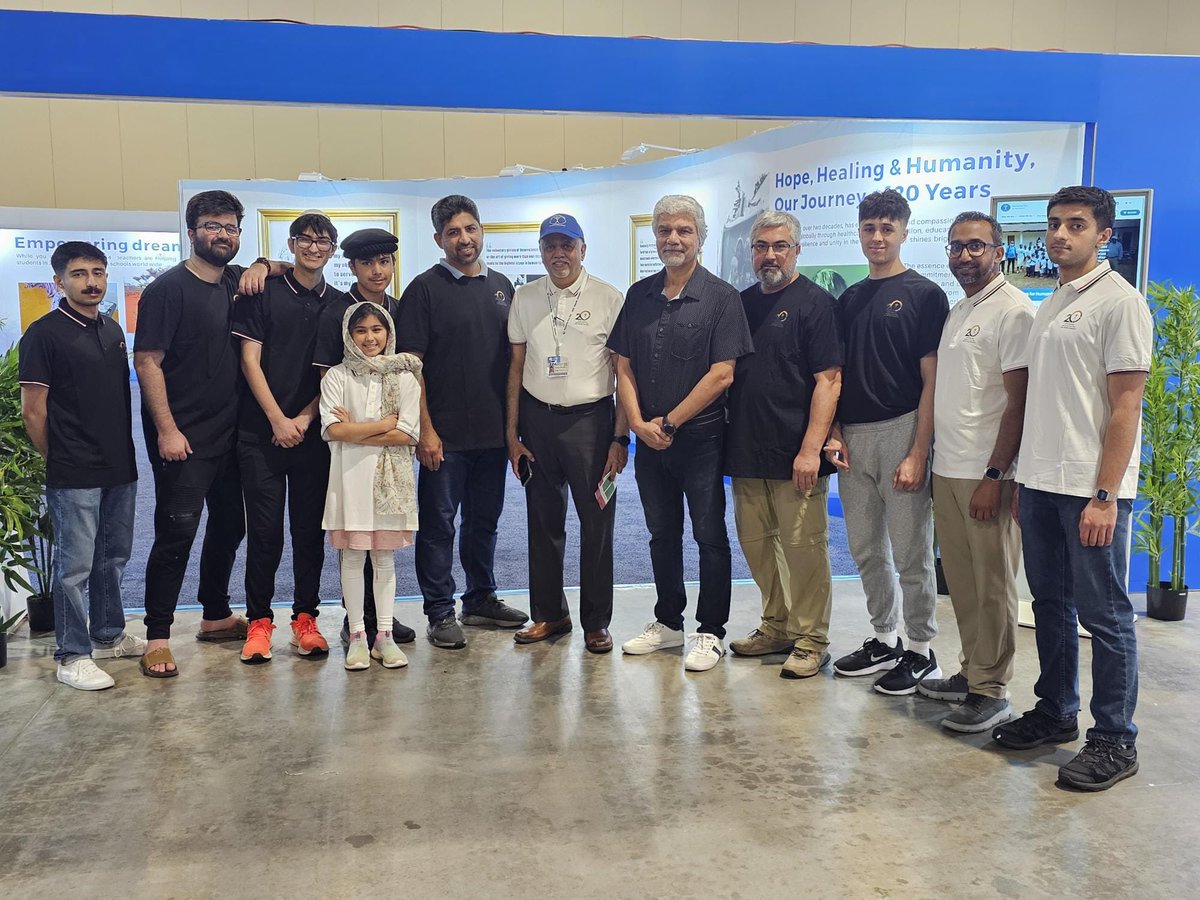 HFI1995's tweet photo. Our @HFUSA team is on hand to guide visitors at their exhibition at #JalsaUSA this weekend https://t.co/fN640gP6Jz