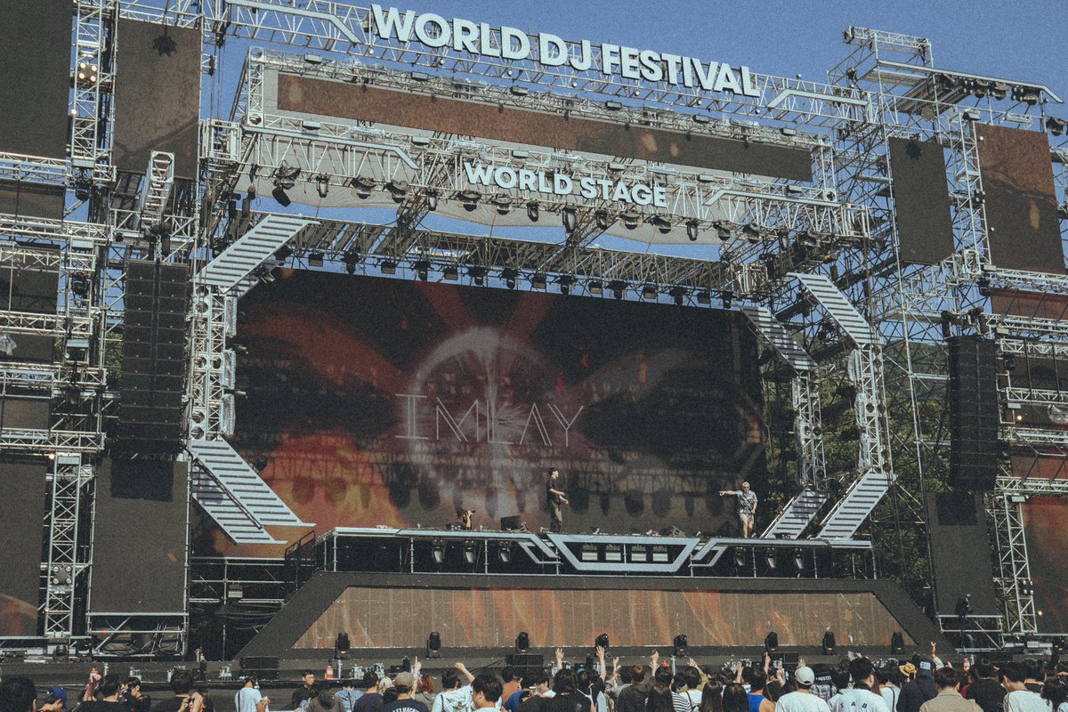SMScreaMRecords's tweet photo. Memories from WORLD DJ FESTIVAL!!๐ธ
#2024WorldDJFestival #WDF
#IMLAY
#JAKEPAINS
#ScreaMRecords @SMScreaMRecords https://t.co/jr19DcNYLR