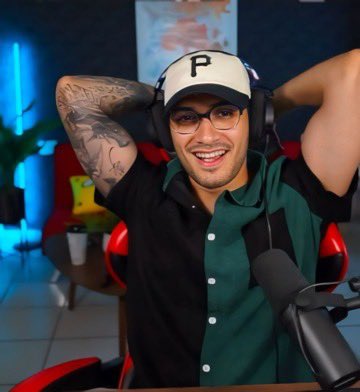 ¡A este muchachon como lo quiero! 🫶🏼

Twitch: <a href="/pitterrios/">Pitter Rios🕸</a>