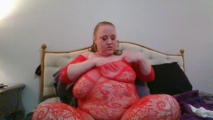 siennahills is live now! https://t.co/8KIZxTZrbe https://t.co/p3XtPsAdWK<a href="/tag/mvsales"class="tags"><span>#mvsales</span></a>