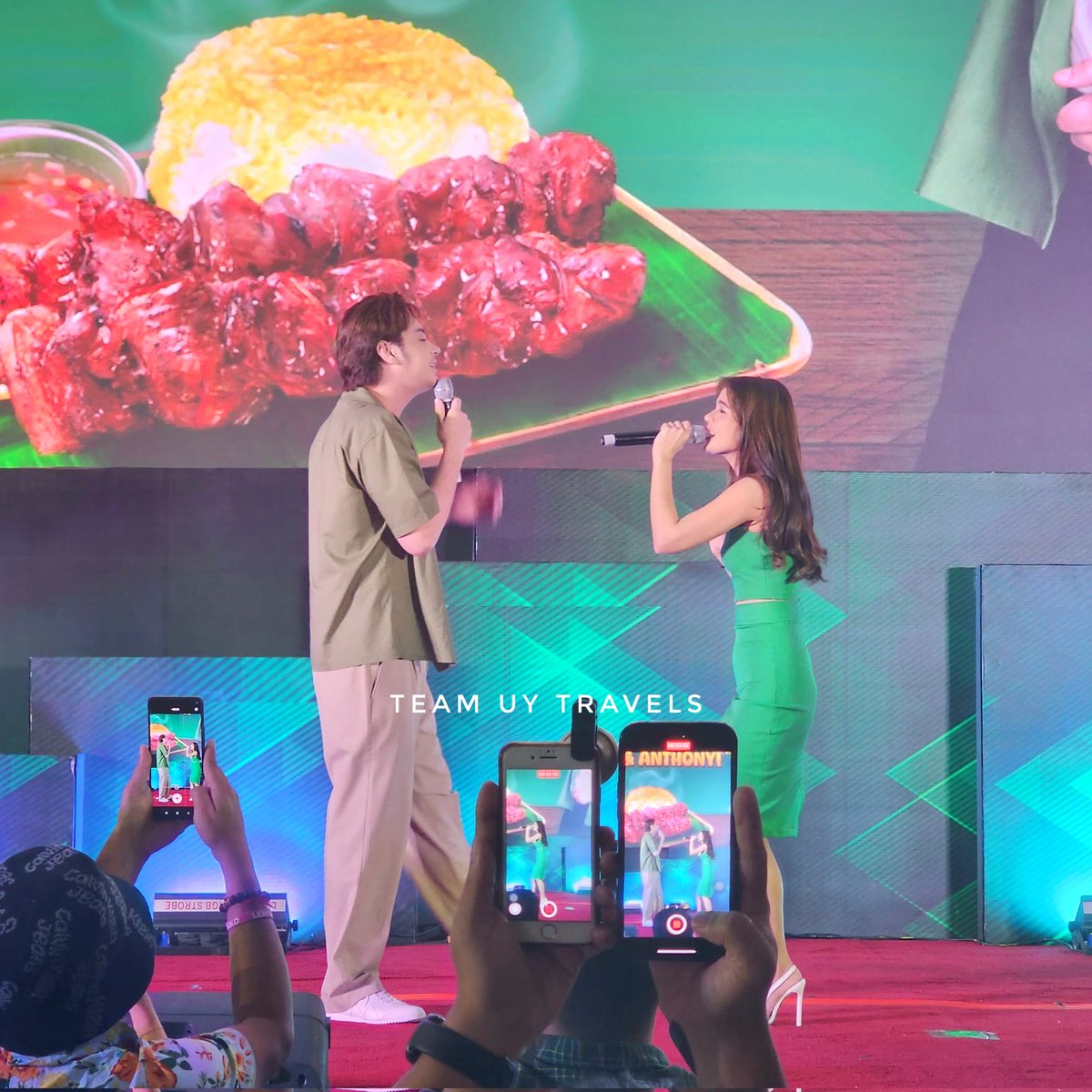 Welcome Maris and Anthony to Mang Inasal family 💛💚

<a href="/MangInasalPH/">Mang Inasal Philippines</a>
#MaThonLovesMangInasal
#YESToMangInasalPorkBBQ
#ILoveMangInasal