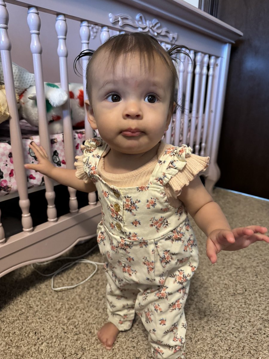 baltadano0604's tweet photo. She was a bit skeptical that I said itโs Friday night and dad is home too๐คฃ #PoliceDad #OPLive #OPNation #OnPatrolLive @OfficialOPLive @OnPatrolLive https://t.co/klyPFQo7Nk