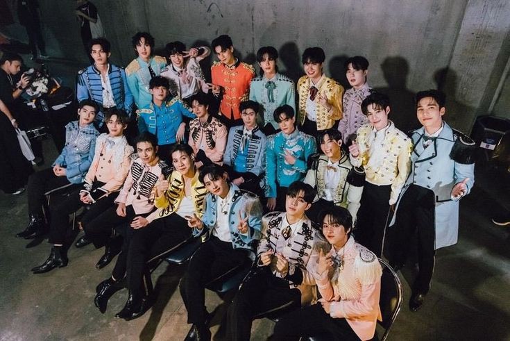 Soo_Minnie5's tweet photo. ✨ დ 𝑀𝑦 𝐵𝑜𝑦𝑠 დ ✨

Los DMD Boys son mi familia y mis bebés ☝️🧐 

Los amo a todos 💗 y en esta cuenta no se acepta el hate a ninguno de ellos 🫵 https://t.co/JTHK1khBVL