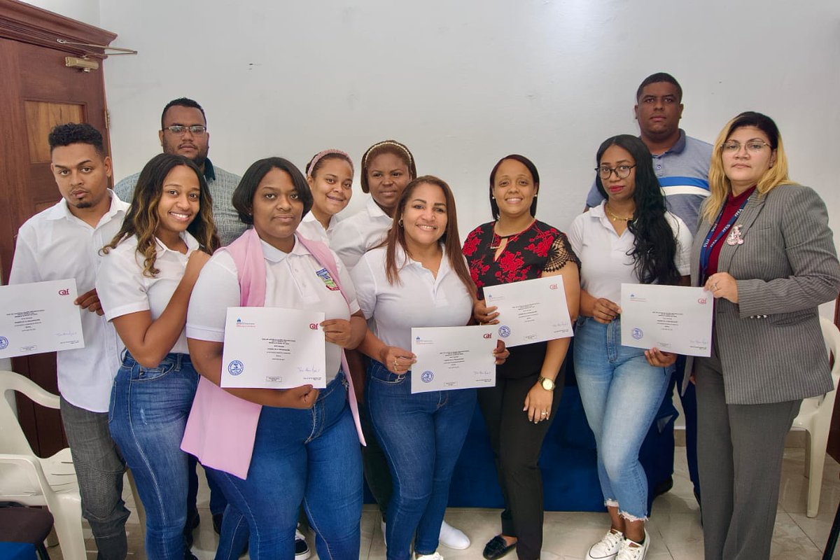 AlcaldiBohechio's tweet photo. El Ayuntamiento Municipal de Bohechío capacitó a su personal en el modelo Marco Común de Evaluación (CAF por sus siglas en inglés) y evaluación de fortalecimiento interno institucional, con el objetivo de instruir a los empleados en este proceso autoevaluador del sector público. https://t.co/nPOU9uw3EO