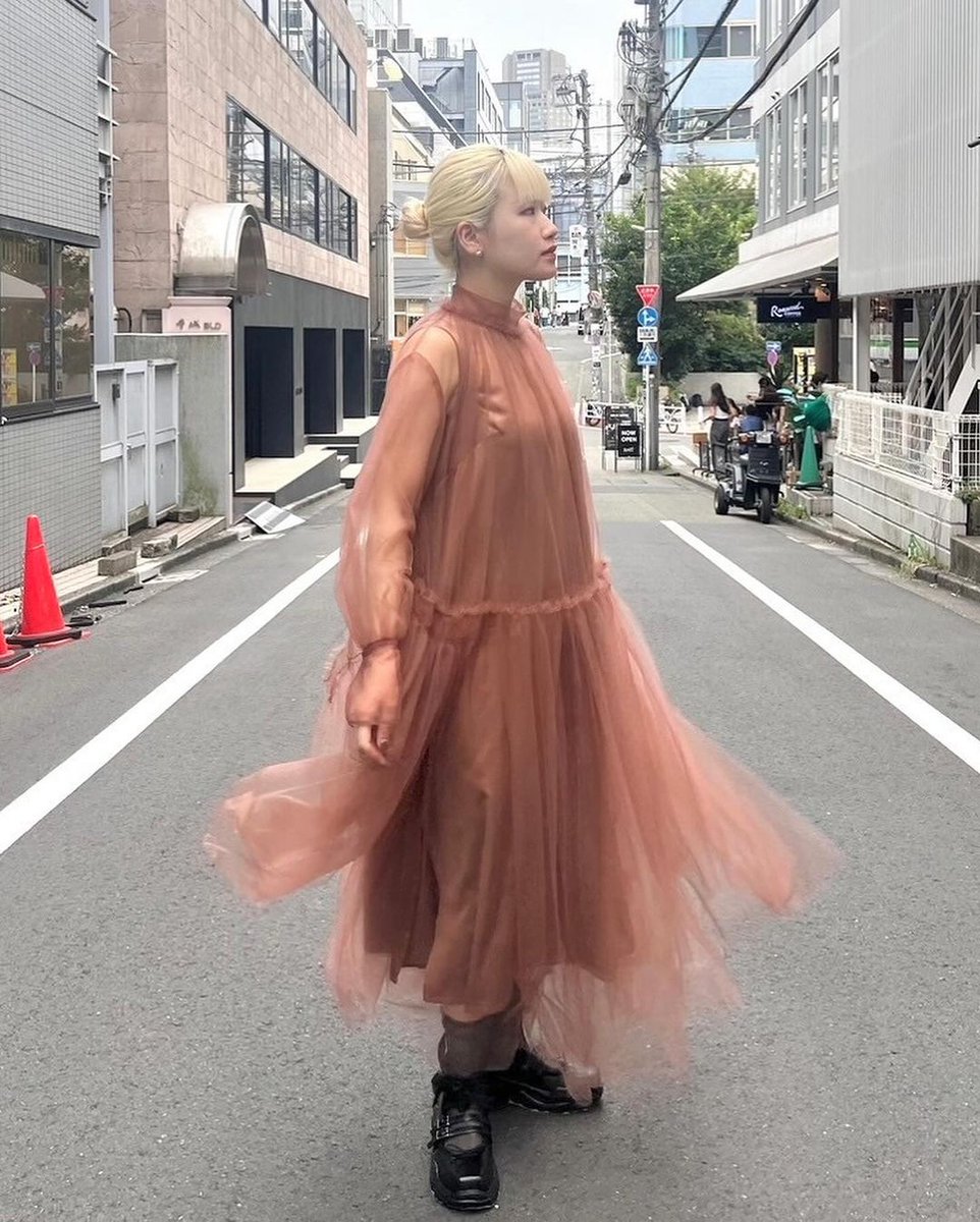 chika kisada チュールワンピース