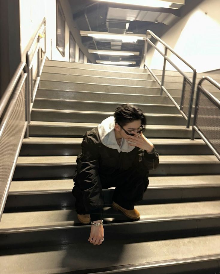 selfolssi ♤ tweet media