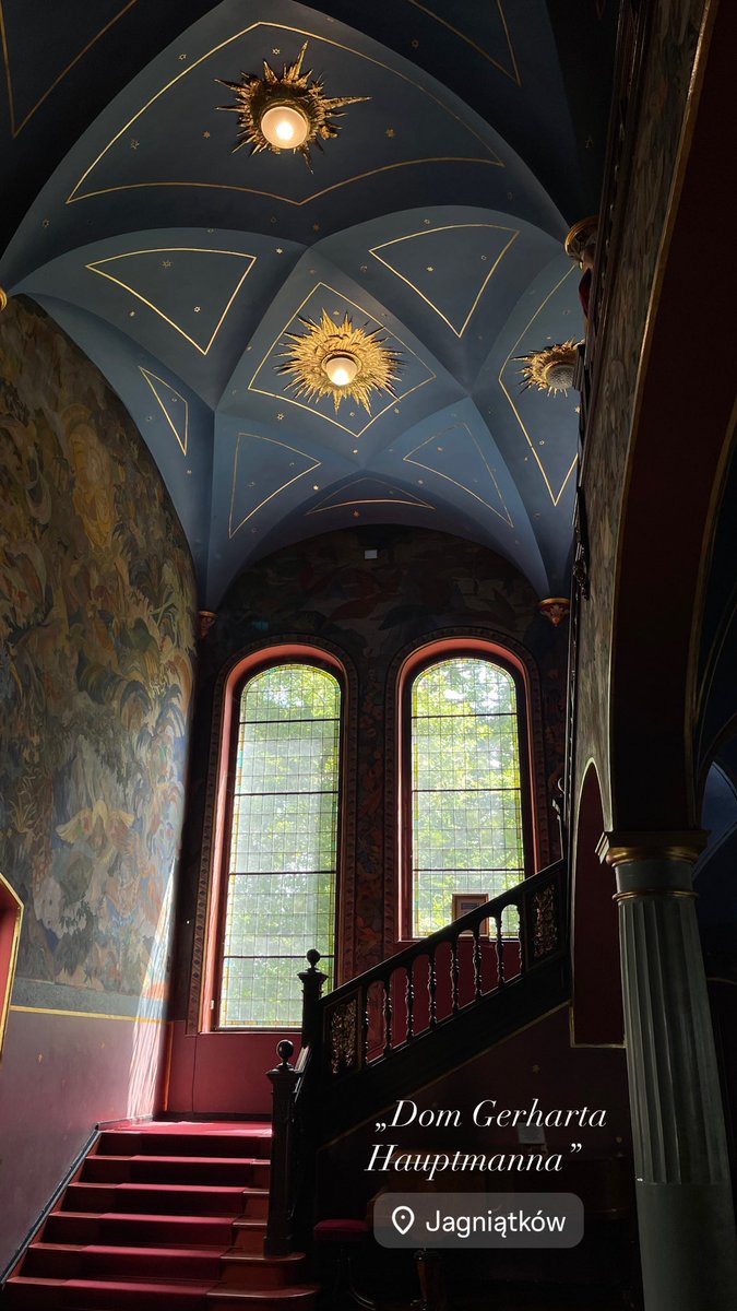 Gerhart Hauptmann- niemiecki dramaturg i powieściopisarz, laureat literackiej Nagrody Nobla w 1912 - dramat „ Tkacze „.