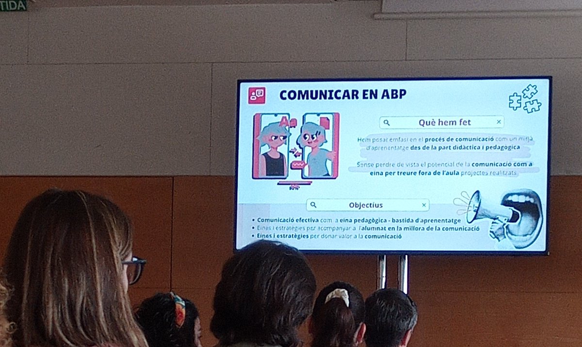 Aquesta setmana també hem assistit a la Jornada Cloenda dels Programes i Projectes de Formació Professional per fer la valoració final d'una de les xarxes del programa <a href="/ActivaFp/">ActivaFP</a>: Comunicar per Aprendre. #SomriuEspriu #InnovacióEducativa