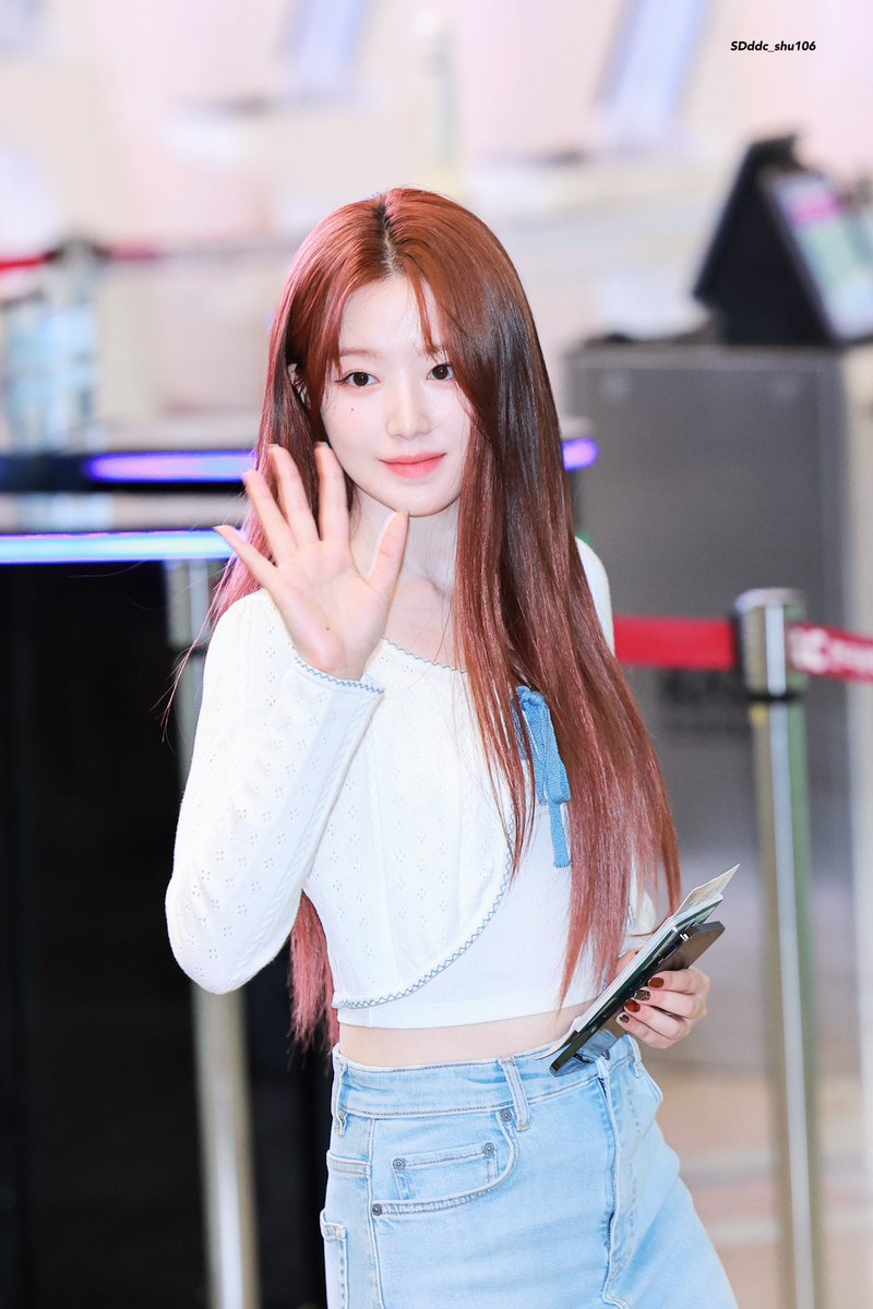 SDddc_shu106's tweet image. 240629 GMP
โฃ๏ธโฃ๏ธโฃ๏ธ
#์ํ #่่ฏ #SHUHUA
#์์ด๋ค #์ฌ์์์ด๋ค #GIDLE