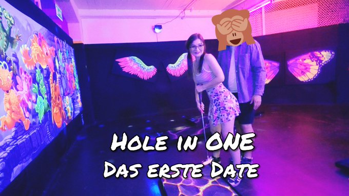 Morgen kommt ein ganz besonderes #Video im #Schwarzlicht #Minigolf. 🤭  Lass es dir nicht entgehen. Es<a href="/tag/video"class="tags">#Video</a><a href="/tag/schwarzlicht"class="tags">#Schwarzlicht</a><a href="/tag/minigolf"class="tags"><span>#minigolf</span></a><a href="/tag/heiss"class="tags"><span>#heiss</span></a><a href="/tag/content"class="tags"><span>#content</span></a>
