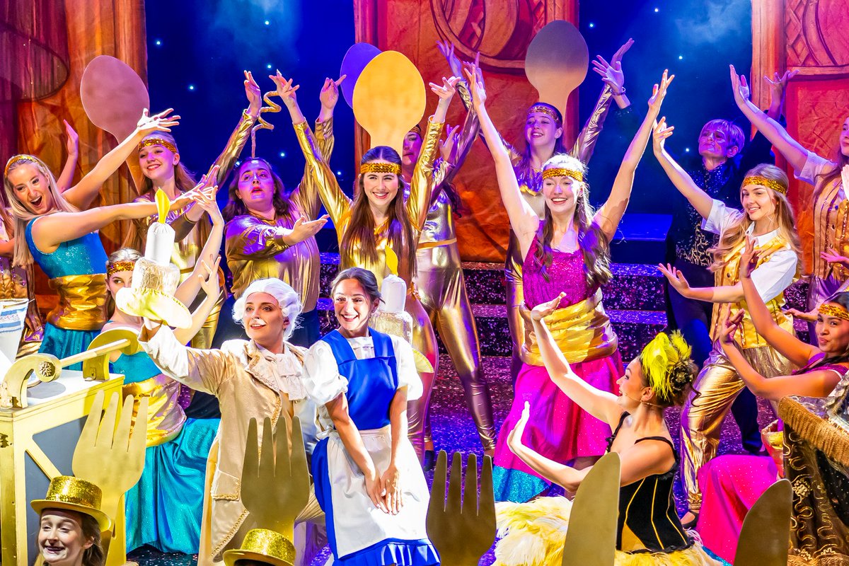 Step into the enchanted world of Beauty and the Beast this weekend – a magical journey of love, courage, and inner beauty. 
Limited tickets available! 
🕑 28-30 June 
🎟️vrcl.uk/beautyandthebe…