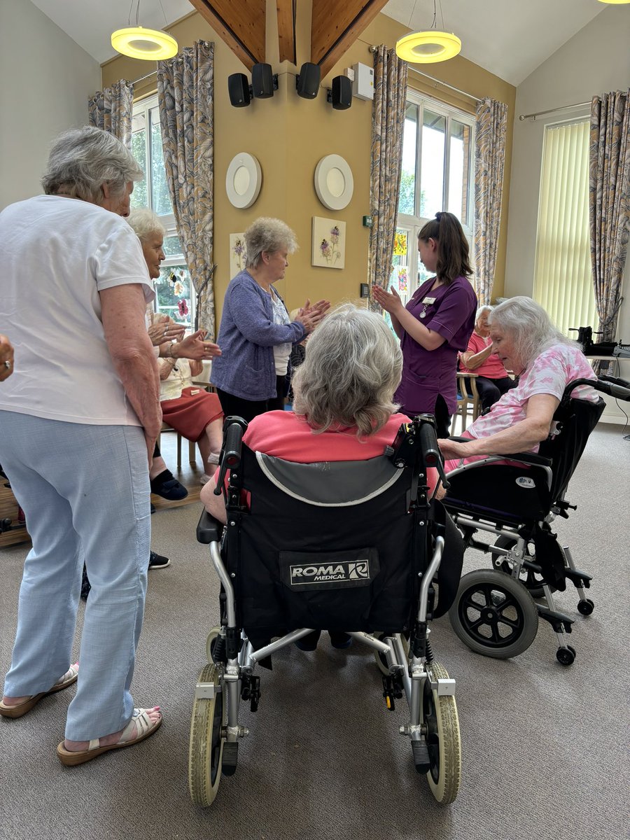 Dave Whitfield singing for us to practice our dance moves yesterday afternoon 
#dancechallenge 
#singer